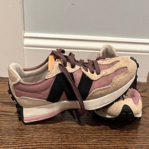 New Balance 327 Pink and Black Sneakers